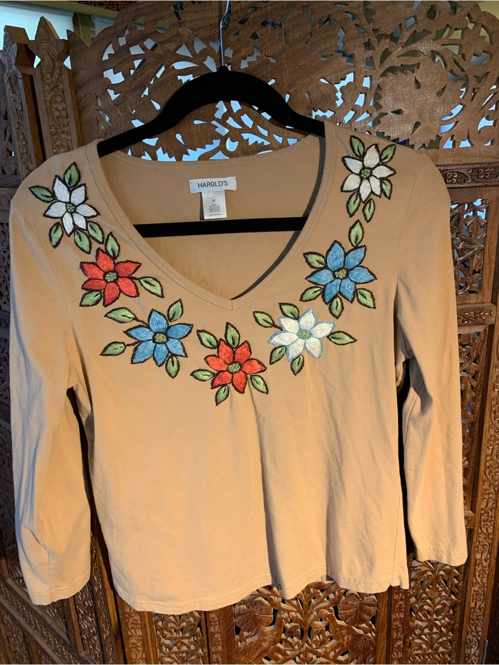 Vintage Harold's Tan V-Neck Long Sleeve Top with Multicolor Floral Embroidery